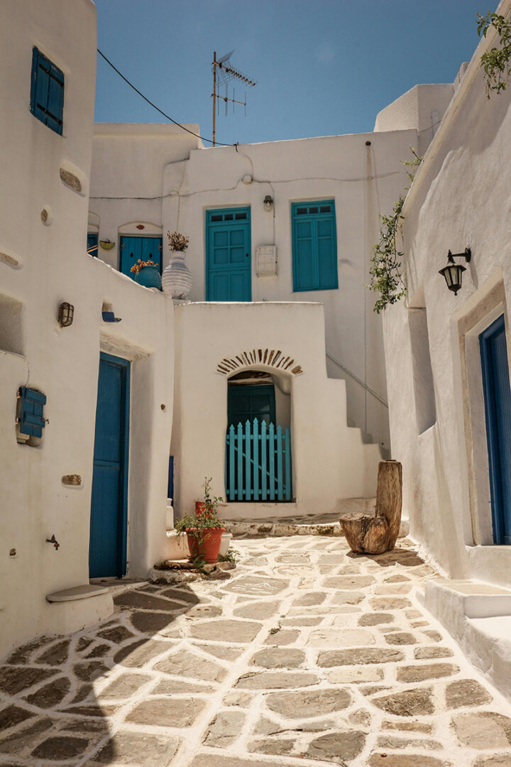 Poros