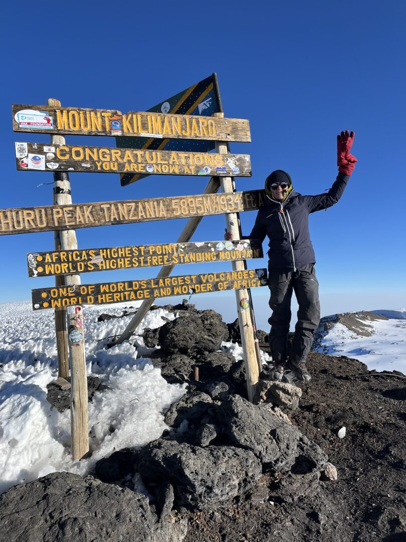 Prochaine étape au cratère Kibo