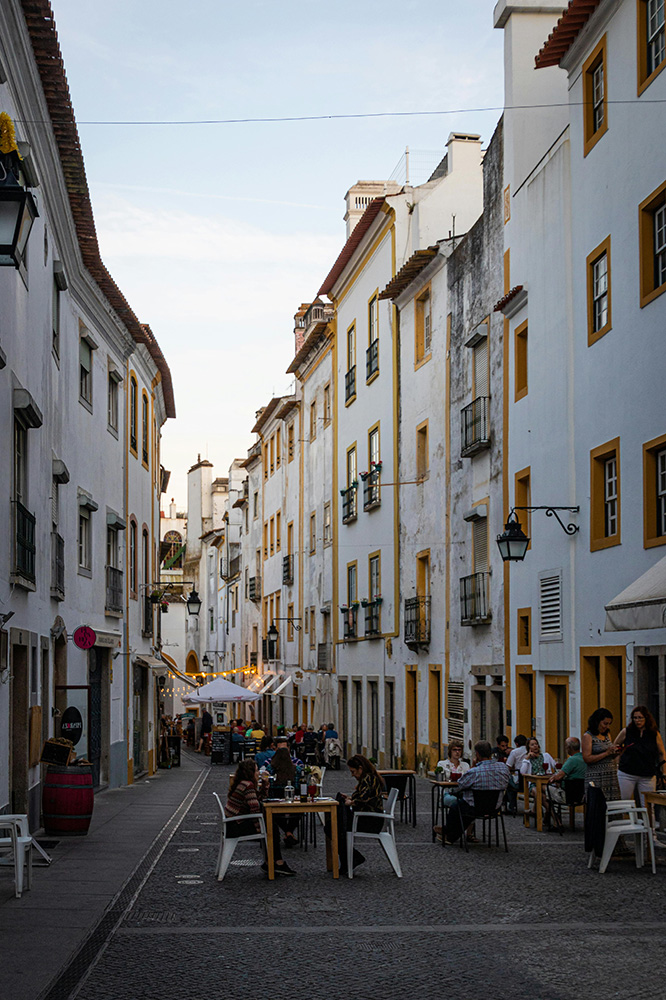 De la ville d'Evora à Reguenos de Monsaraz