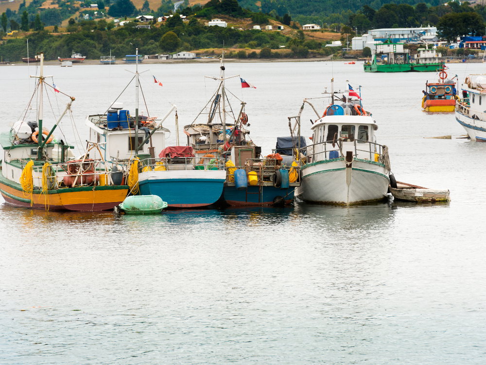 Bateau sur l’eau à Valparaiso