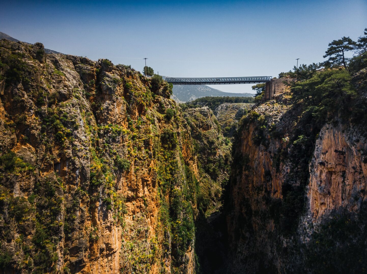 Randonnée dans les gorges d'Aradène et côte Sud en bateau