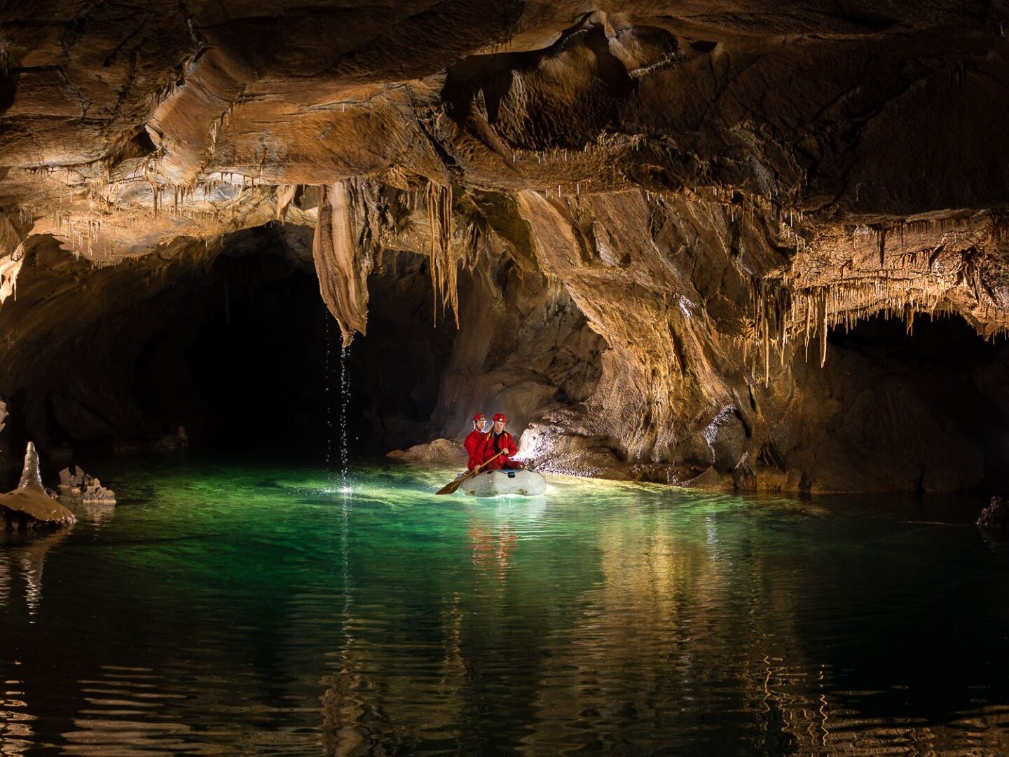 Dans les profondeurs de la grotte de Krizna