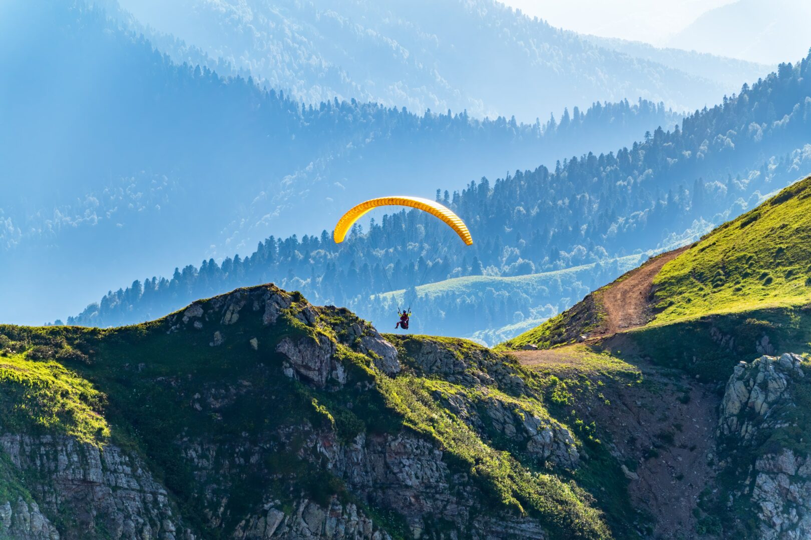 Randonnée, parapente… et oenologie !