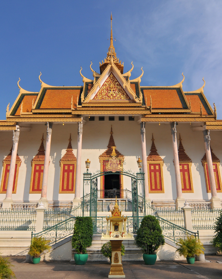 Phnom Penh : Art khmer, lignes modernistes et saveurs d’auteur