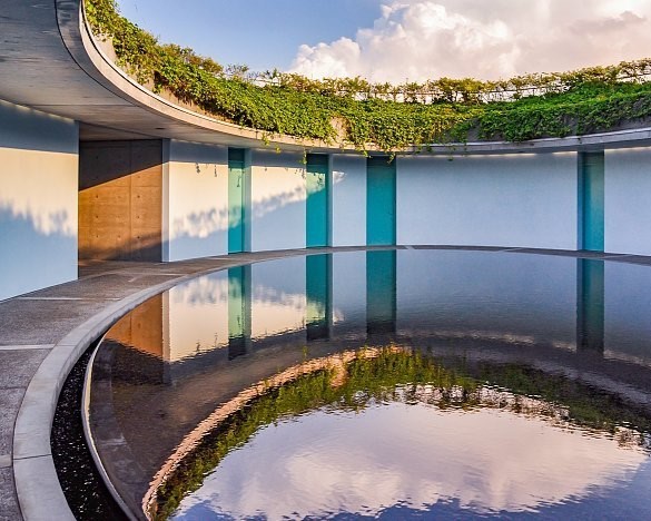 continentsinso-68fcf164653fb-Benesse House 2