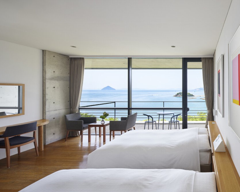 continentsinso-68fcf1b48d8fe-museum_room2022_thumb_01_01