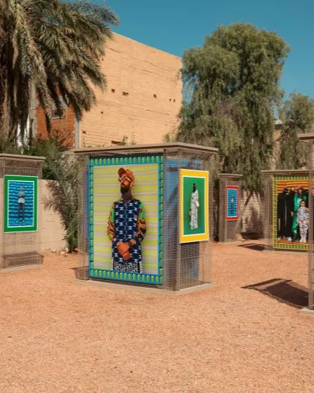 Oeuvre street art pop dans la ville de Alula en Arabie Saoudite
