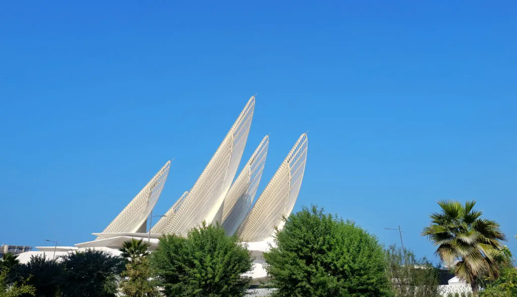 Comment organiser un voyage culturel sur mesure pour une association ou une institution ?