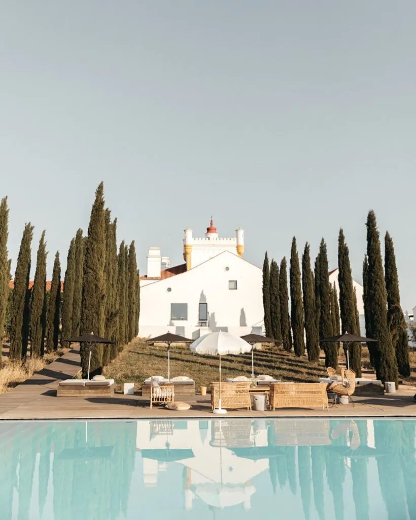 Où partir cet été sans aller loin, entre nature, design et grand air ?