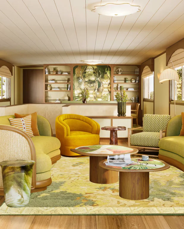 Navigation en péniche Belmond au cœur de la Bourgogne, entre canaux, vignobles et villages, de Dijon à Lyon.