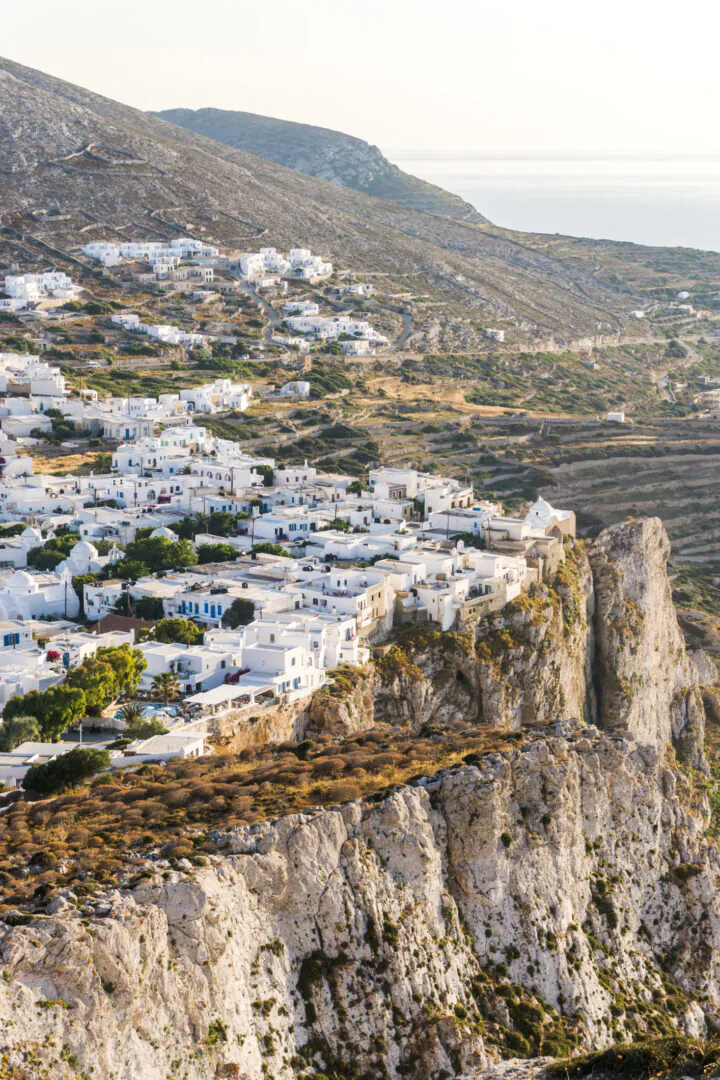 Folégandros – Une île suspendue