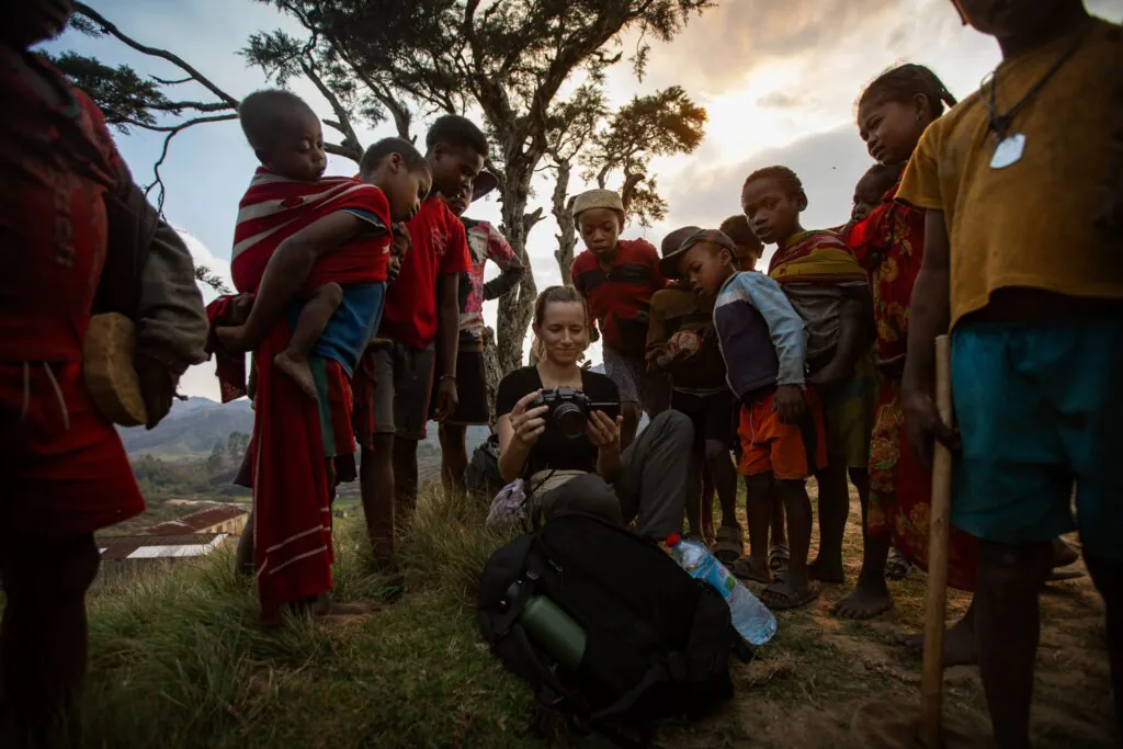 Madagascar autrement : voyager avec le regard de deux photographes documentaires, Thomas Cytrynowicz et Émilie Tricot