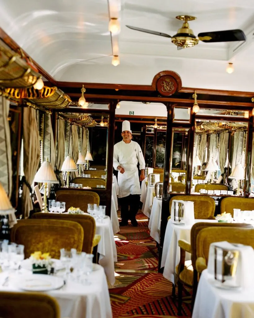 Voyage à bord du Venice Simplon-Orient-Express : une échappée entre art du voyage et Biennale de Venise